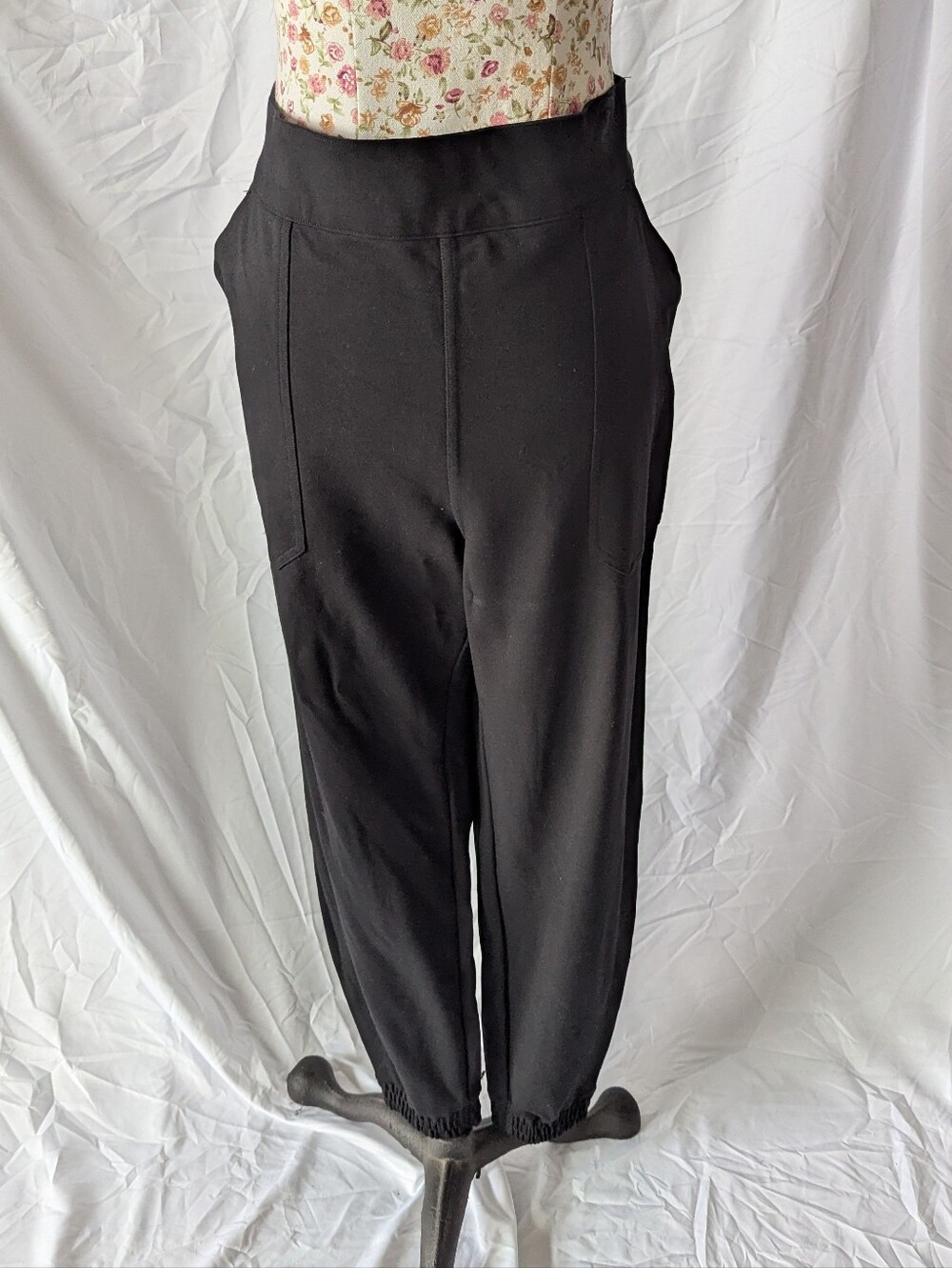 Spanx Black High-Waist Elastic Cuff Pants Size 3XL